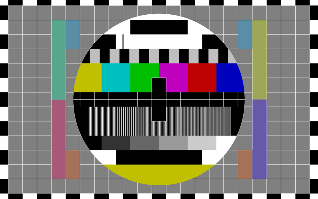 Quelle: https://pixabay.com/vectors/test-pattern-tv-tv-test-pattern-152459/